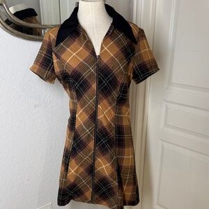 Delia’s plaid dress with collar